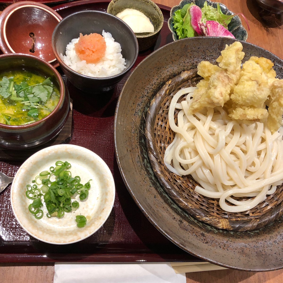 Uzivatel 仙台parco 仙台パルコ Na Twitteru 本日9 12 木 New Open 本館1階 鶏だしおでんと骨付き鶏 ひなや 柔らかいジューシーな鶏の天ぷらに もちっとしたうどん ランチにおすすめです 仙台パルコ Newopen 仙台ランチ 仙台グルメ