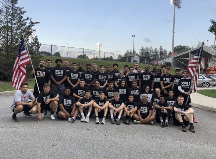 EsuWrestling's tweet image. Today the team dedicated their run to all the lives that were sacrificed and lost during the tragedy of 9/11 #NeverForget