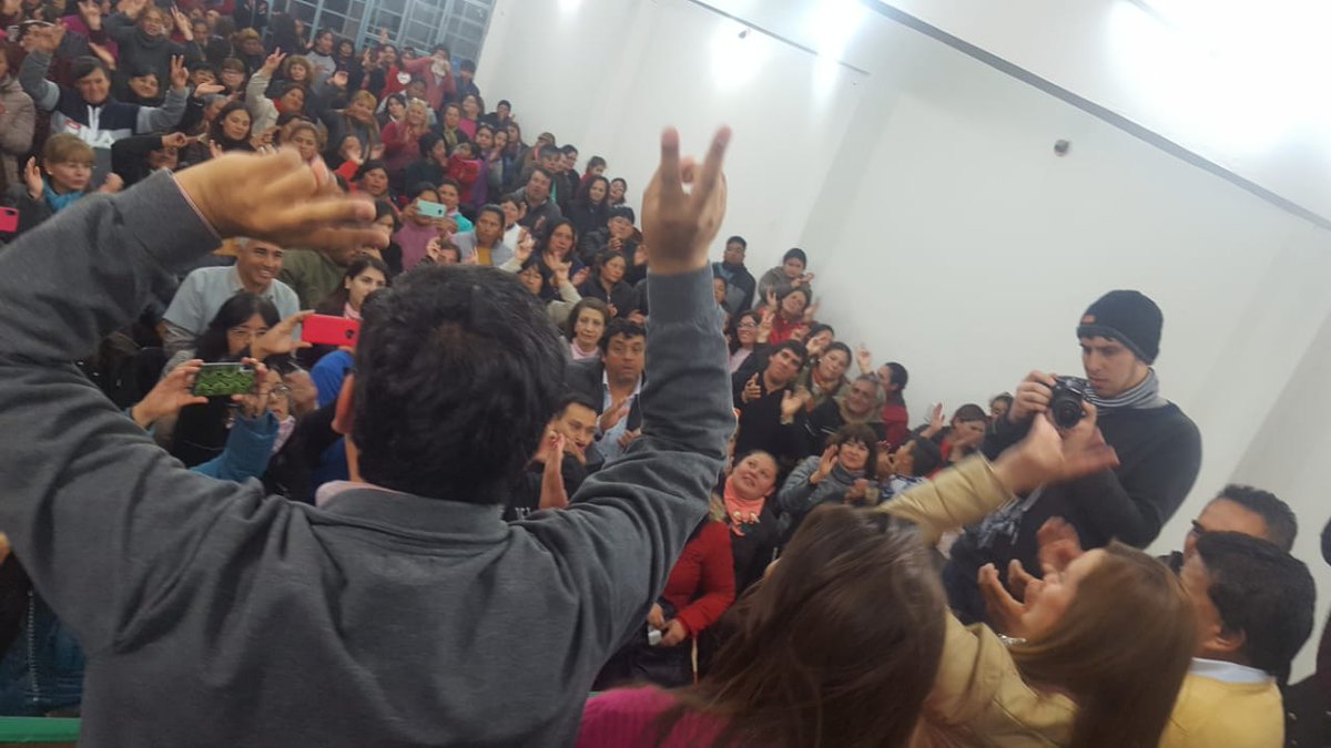 LuisLaRioja's tweet photo. #Arauco enciende motores ... Hay equipo, hay futuro.... En Arauco seguimos creciendo!!! @alferdez presidente @QuintelaRicardo gobernador @Florelop vicegobernadora, @allendes_ramon diputado y @viyilopezz intendente... Redondito! Es con T🌞d🌞s ✌️#Aimogasta #FL2019 #VL2019 https://t.co/PfidnhNJMH