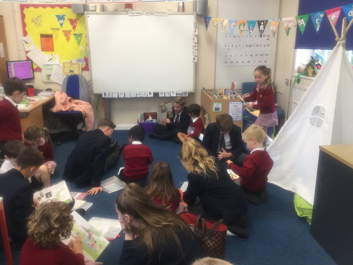 Year 8 supporting prep reading <a href="/radnorsevenoaks/">Radnor House Sevenoaks</a>