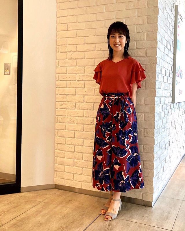 hiromikawata's tweet photo. 『ぴったんこカン★カン』
衣装
トップス #poolstudio
パンツ #cecilmcbee https://t.co/YrRyODOVIm https://t.co/y03kYR0FKH