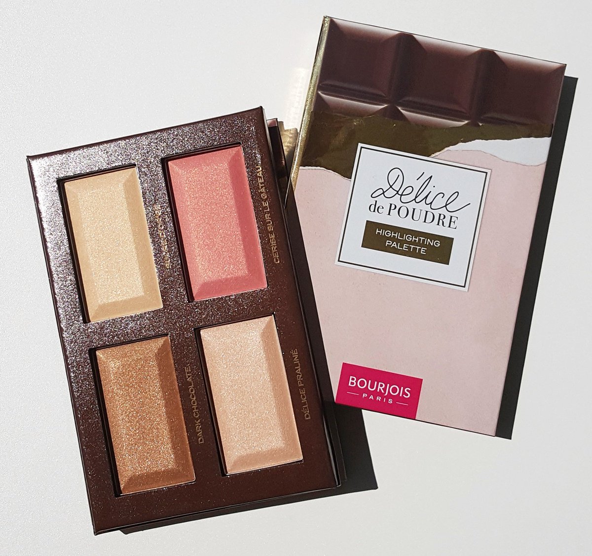 oscarlarion's tweet photo. Ragyogj a Délice de Poudre, highlighter palettával! #oscarlarion #promua #beautyexpert #manblogger #delicedepoudre #highlightingpalette #bourjoisparis https://t.co/HNUtDLWIVf