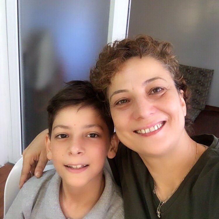 seray_levent's tweet image. Valla biz ödevlere başladık bile😎😎 
#ödevler #okulbaşladı #etüt #kulüp #özgecançocuk #perşembe