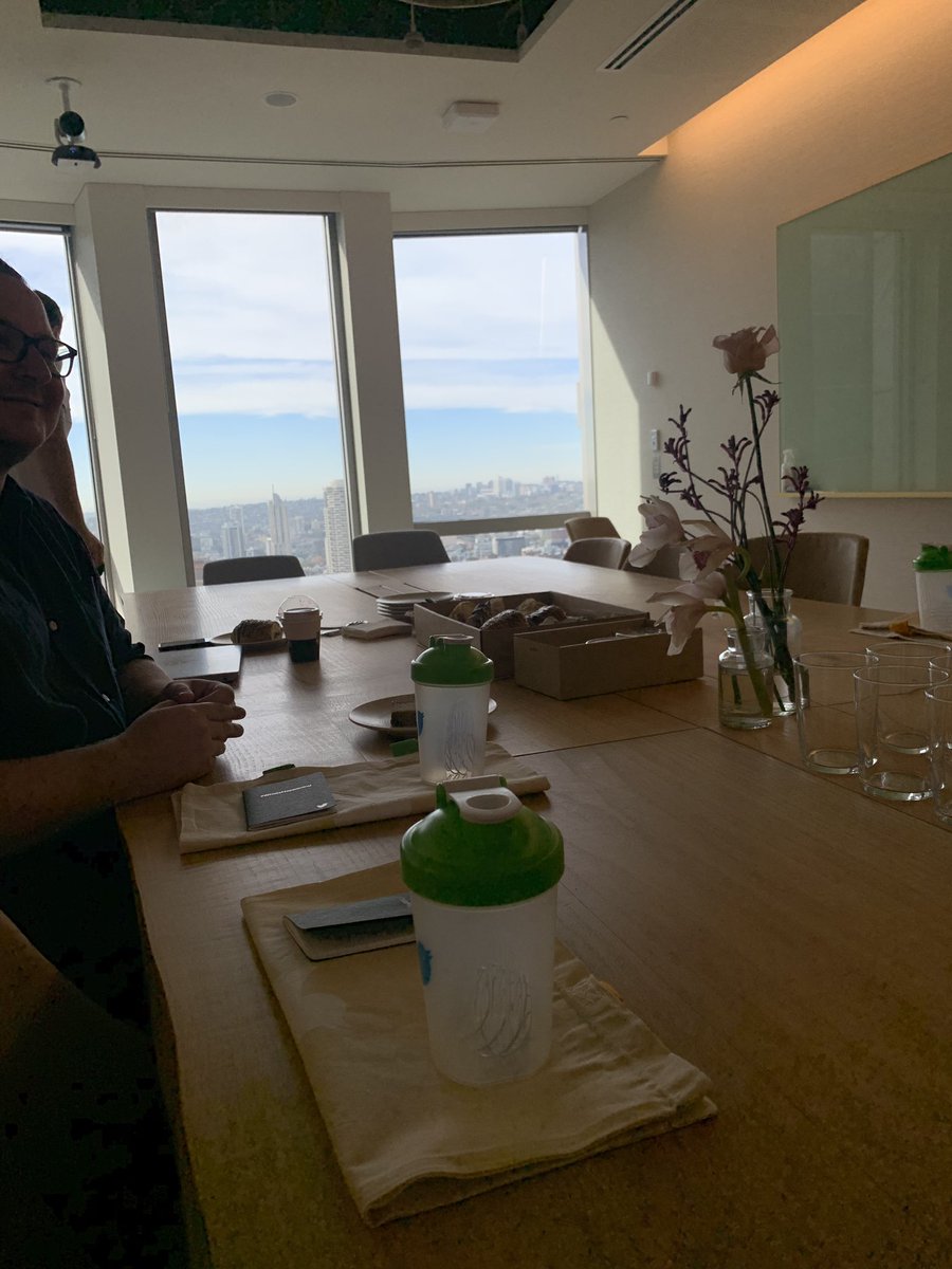 Completed Twitter Flight school today! Although I think the best way to learn is through actually doing it and making mistakes, the modules did teach me some stuff I didn’t know! I would recommend for anyone who doesn’t know much about Twitter. 

Thanks <a href="/EmilyFoat/">Emily Foat</a> for having us!