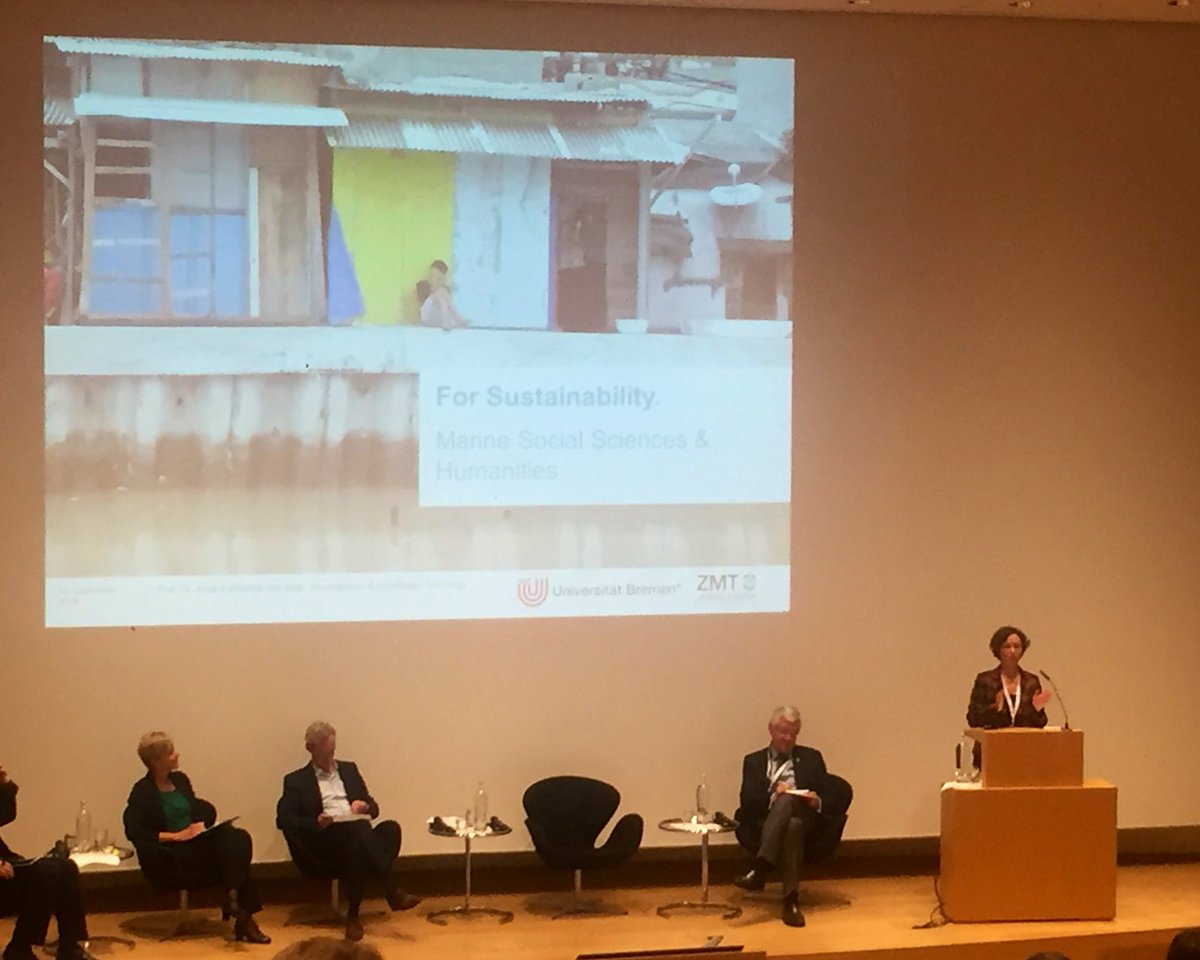 German_U15's tweet image. #Humanities_2020 Anna-Katharina Hornidge, Leibniz Centre for Tropical Marine Research: “we need to reinvent the ‘Sciences’!” Sciences were seen as engine of linear growth but we have to change it into an engine of circular value generation.