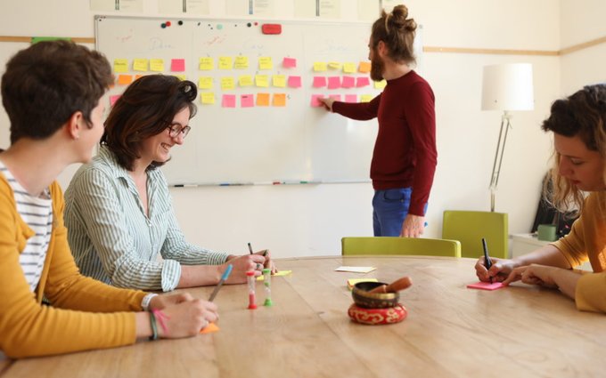 Comment structurer ses #réunions pour les rendre utiles et agréables pour tous ? 
Si vous vous êtes déjà dit :
- Arf encore une #réunion !
- Mais qu'est-ce que je fais là ?
- J'ai hâte que ça finisse !
Lisez >semawe.fr/comment-struct…