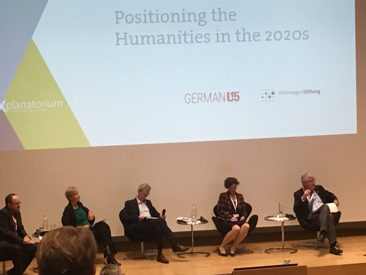 smithbarryc's tweet image. Is it time to get real in the humanities? Climate change, democracy, migration, life span, inequality, wars. Good question on the #Humanities_2020 panel sharpened by chair Georg Krausch