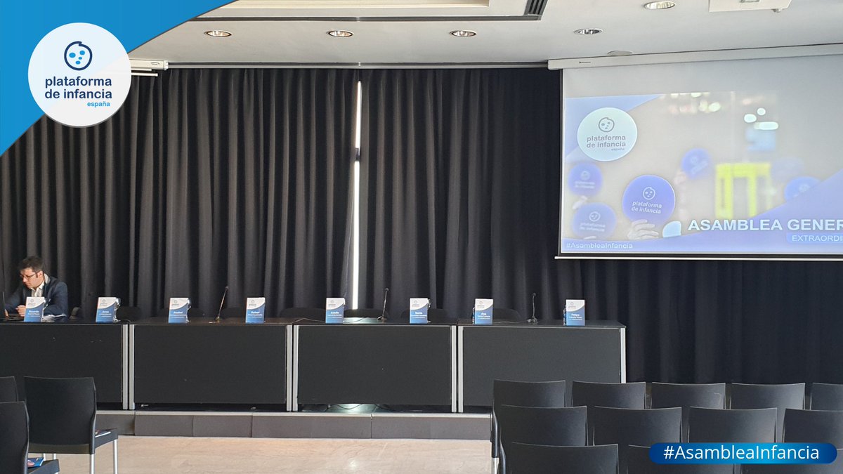 Hoy celebramos nuestra Asamblea General Extraordinaria, si quieres estar enterado de lo más relevante que suceda, a partir de las 11h sigue el hashtag #AsambleaInfancia