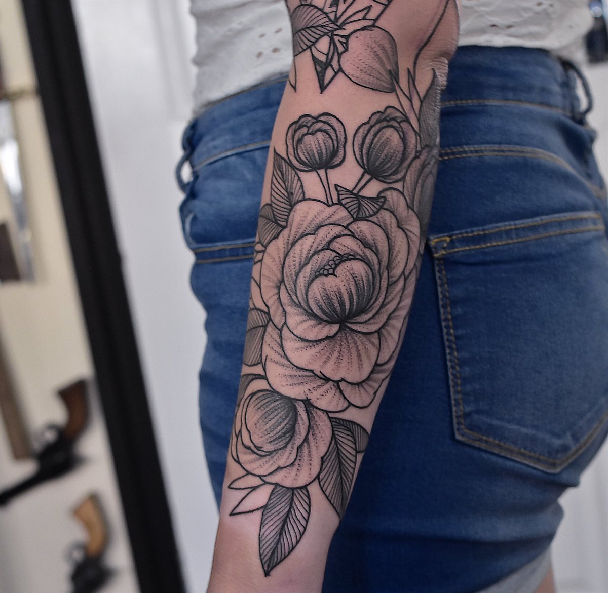Surch1992's tweet photo. Can’t wait to get this finished ! #girlswithink #tattoos #secondsleeve https://t.co/unjV0wQh9p