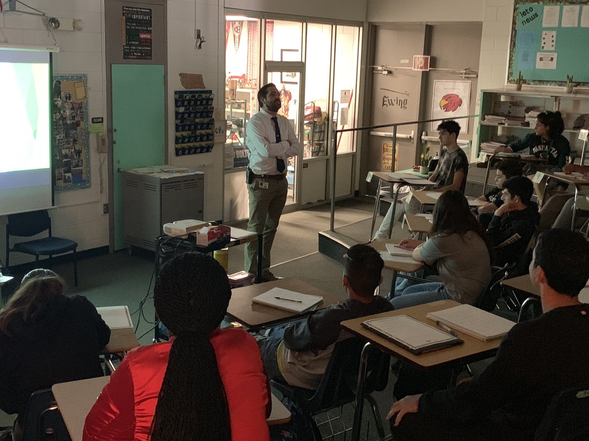 Holly Ewing tweet media