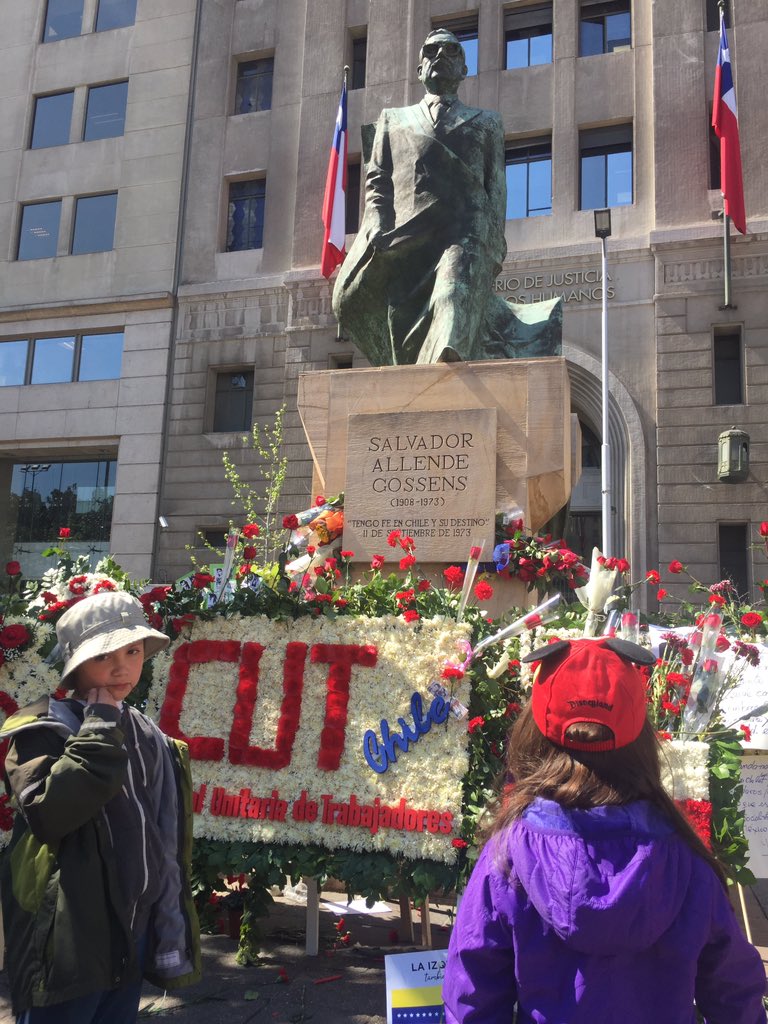Felipe Aguero Homenaje A Un Hombre Digno Valiente Y Consecuente Felipe Aguero Homenaje A Un Hombre Digno Valiente Y Consecuente
