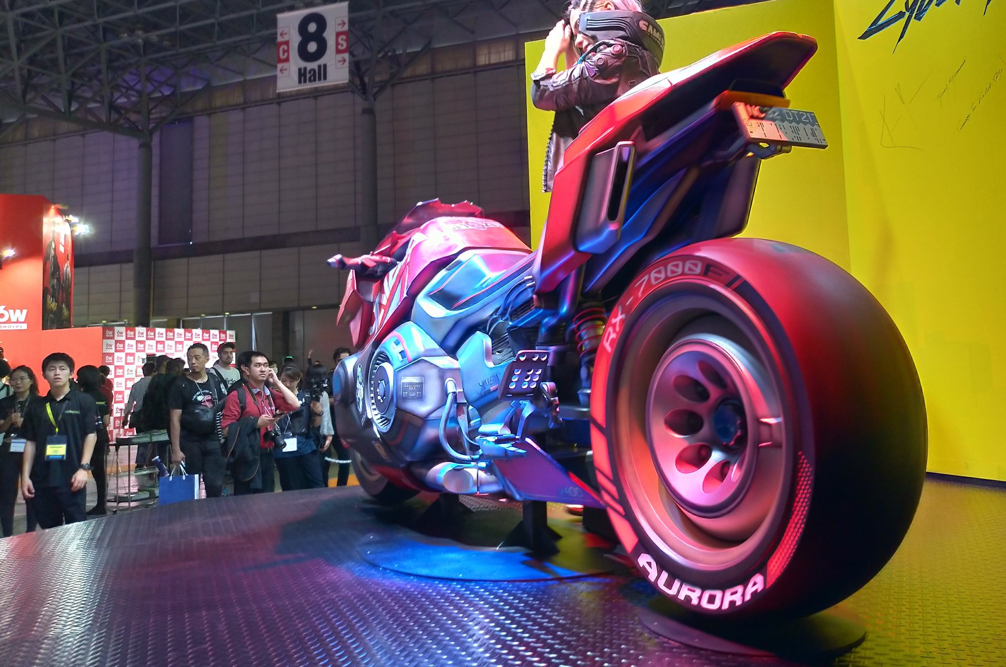 AKIRA」バイクを完全再現 作った本人にしか乗りこなせない改造車