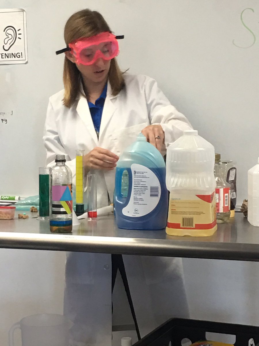 KHawkinsEdu's tweet photo. Learning lab lesson with Woodgate Scientist @MrsCastillo_1 #layersoffun @woodgatemisd https://t.co/FG7qAUe2gt