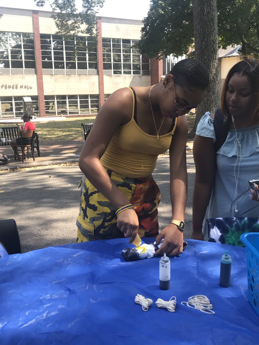 AY_poodles's tweet photo. Thank you to everyone that came out to the βTie Dye with AYβ event today on the yard. Stay on the lookout for more things coming from us. #TooFlyAY #TheOnlywAY #FiskUniversity #SGRho #SigmaGammaRho https://t.co/wfR79z6FFG