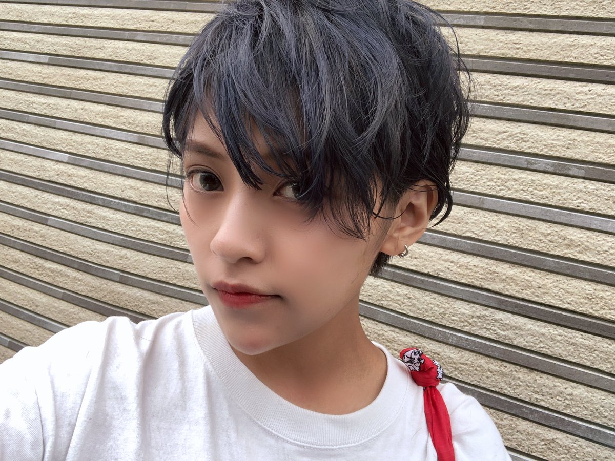 大滝 友梨亜 Otaki Yuria V Twitter 髪の毛切っちゃった 彼女募集しよかな