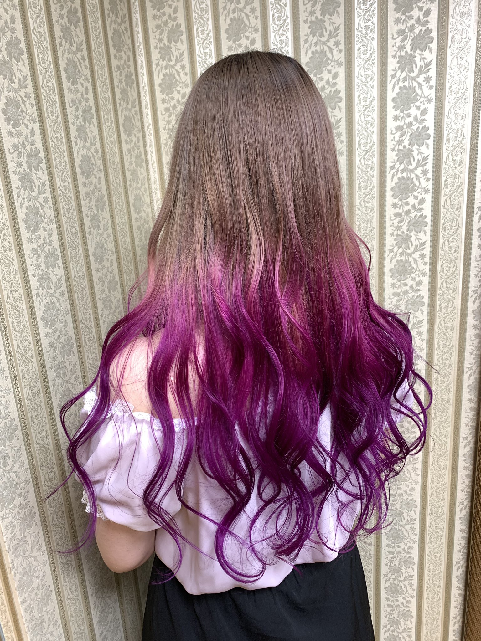 シャンテグラム Di Twitter ヘアスタイル紹介 柔らかな雰囲気のミルクティーグレージュ ピンクパープルグラデーションカラー シャンテグラム Di Twitter ヘアスタイル紹介 柔らかな雰囲気のミルクティーグレージュ ピンクパープルグラデーションカラー