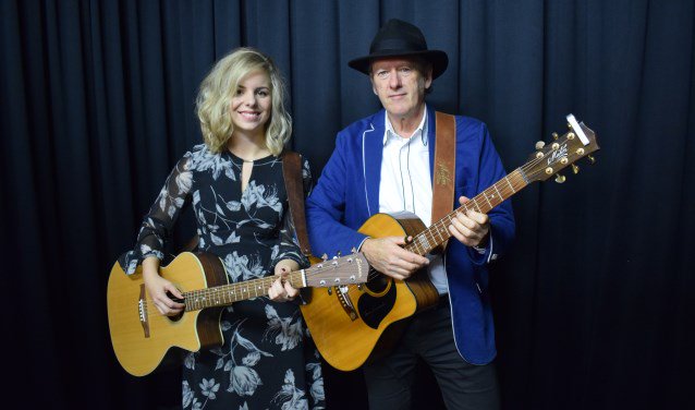 Lokaal talent in de Theaterzaal WIERINGERWERF In de Theaterzaal van de Cultuurschuur worden zaterdagavond de schijnwerpers gericht op twee talenten uit de regio: Hans Laduc uit Heiloo en Anouk Geertsma uit... twib.in/l/jrBpRKyRnej8 via <a href="/WieringerCournt/">WieringerCourant.nl</a>