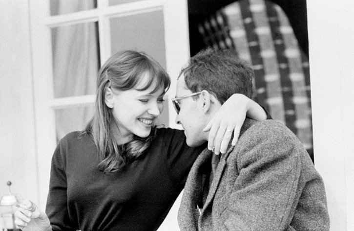 고다르와 그의 뮤즈이자 연인, 영화적 동지였던 안나 카리나가 같이 한 누벨바그의 명작들! <작은 병정>, <여자는 여자다>, <비브르 사 비>, <국외자들>...