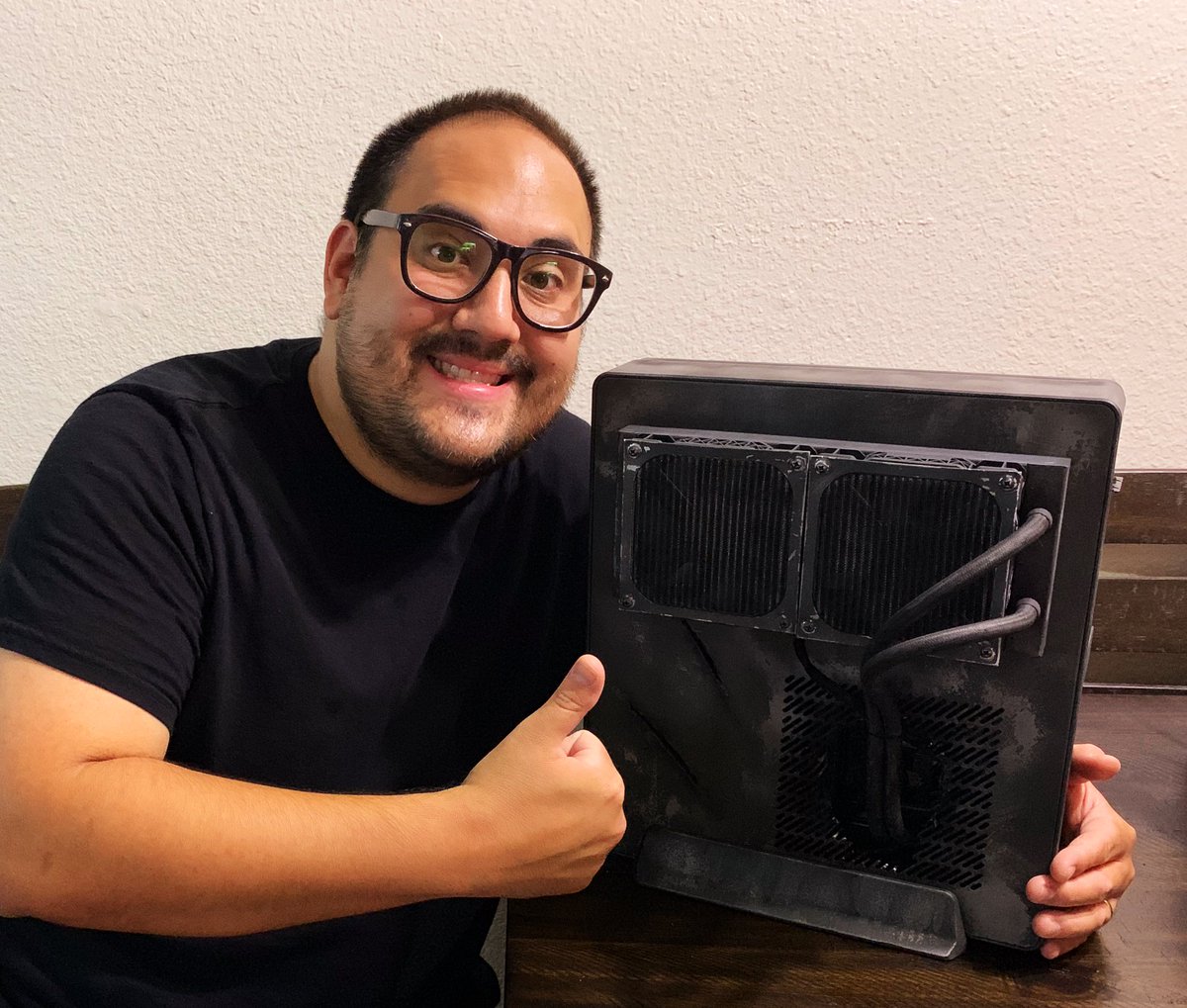 msantos404's tweet photo. @JayzTwoCents 

Thank you guys for such an amazing computer!

I can’t thank you enough!

It came out amazing!!!

This will be put to great use!

#thisismydestiny2 - @frickingphil https://t.co/iVozaO3juK