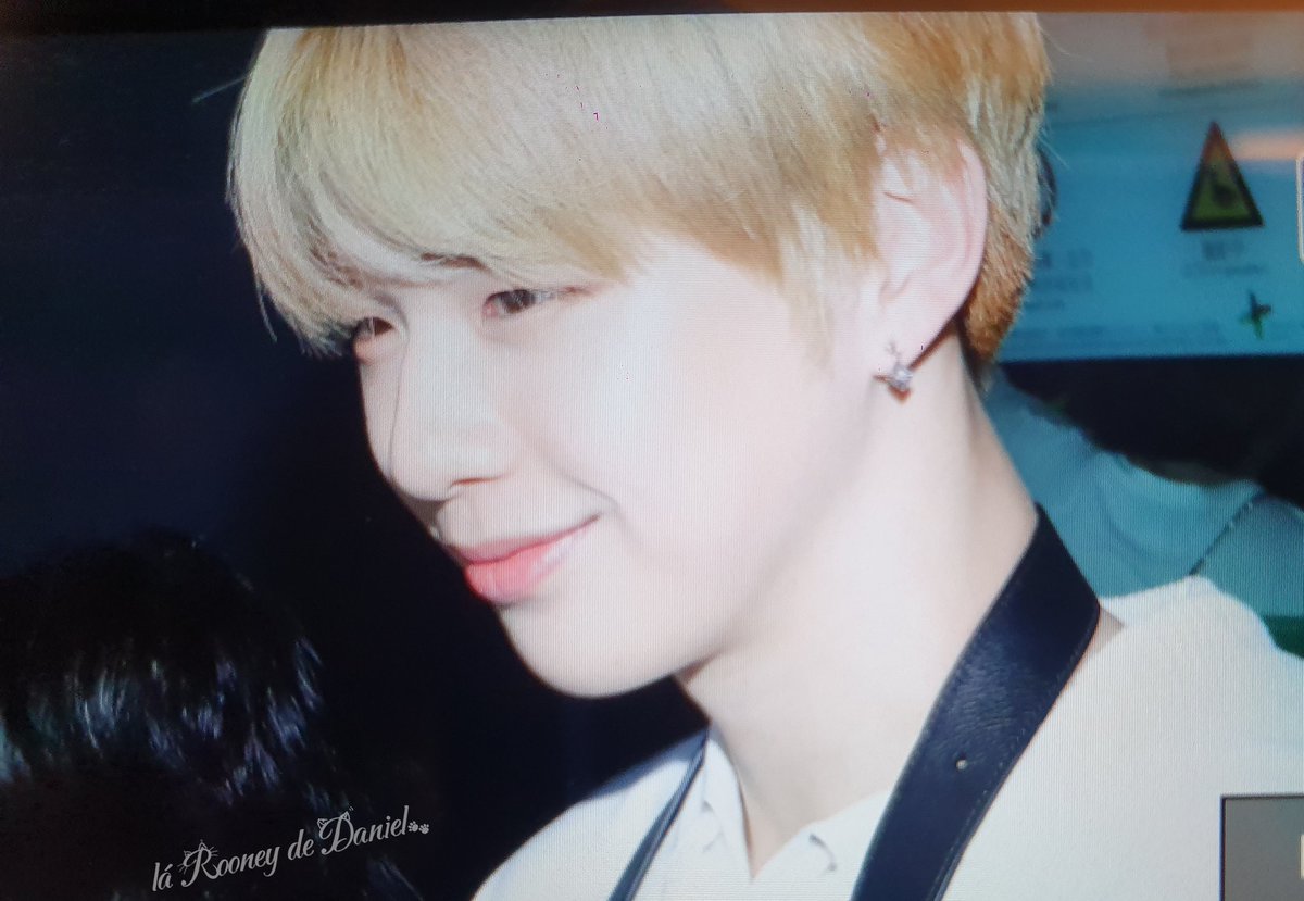 kangnunney's tweet photo. 오랜만이야~다녤아...
대만 도착... 내일 봐^~^
오늘 진짜 귀엽다...

#강다니엘 
#KangDaniel https://t.co/1luNrc9JJh