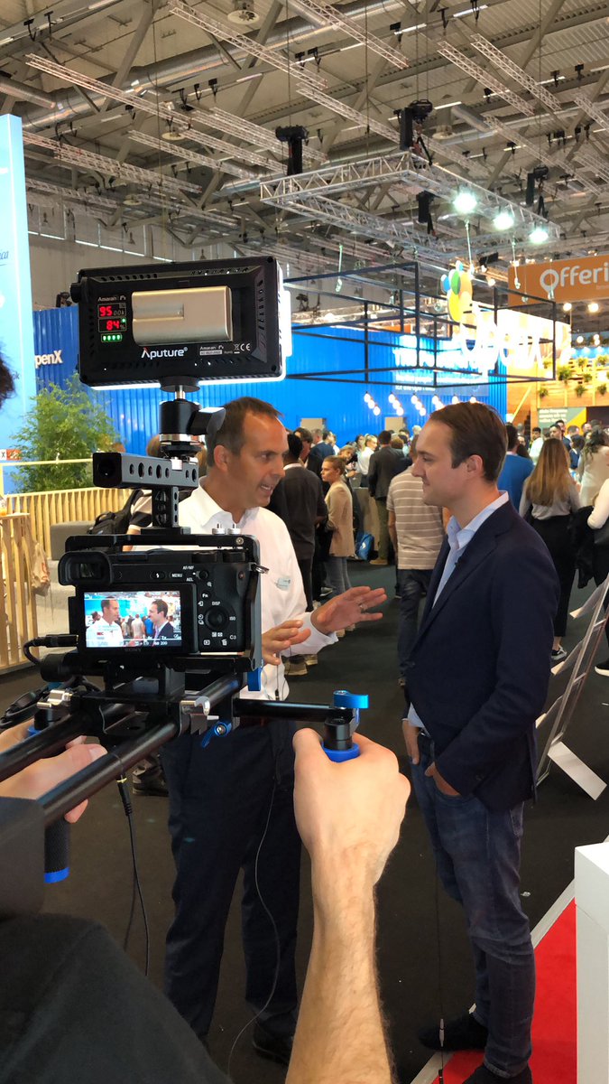 #MartechMonday Time auf der #dmexco! Wir waren beim Dreh von zwei neuen Folgen live dabei und danken #ManuelHinz und #CrossEngage für den Einblick!