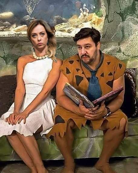 randomalleus's tweet photo. @StefanBernstein @senhor_destruid @RandallFlagg71 Meglio?? https://t.co/2CNGVJyZ4k