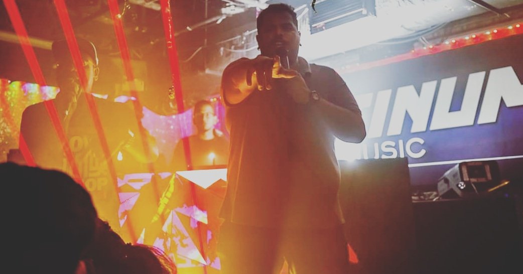 deejaysathia's tweet photo. This is where I want to be! On stage or right Infront of a DJ console performing my songs with my Partner in Rhyme @mukthiofficial and my dj @djaashiqofcl
#singisaisqd #mukthi #djaashiq #djsathiya #djsathiya20 #partyrockinsince2001 #majulah #djeneration
#malcolmxmade https://t.co/B7ANfmrGrY