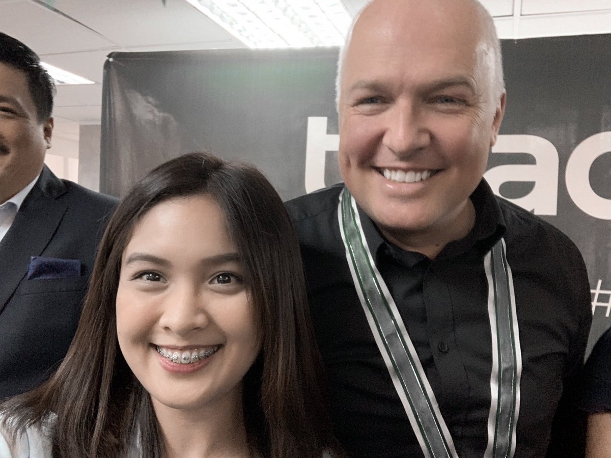 sheyykeyss's tweet photo. Thank you for visiting Manila center, @ratzesberger - our Teradata CEO! ✨

#TeradataLife #TeradataManila #OliverinManila https://t.co/ez7fV7Fzra