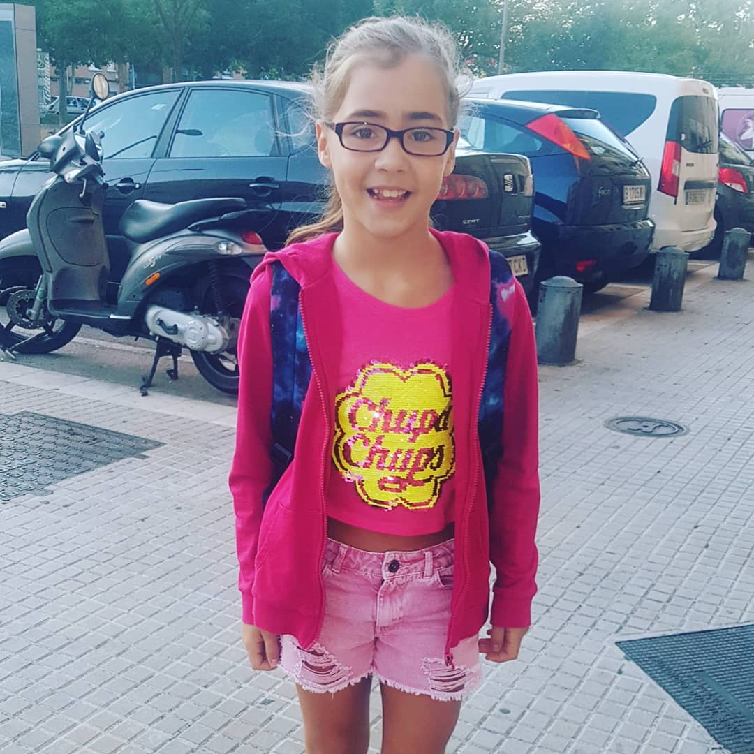 miregise's tweet photo. @EscolaCatalonia venimos con las pilas recargadas
#curso20192020
#preparadas https://t.co/hpocLXfqIq