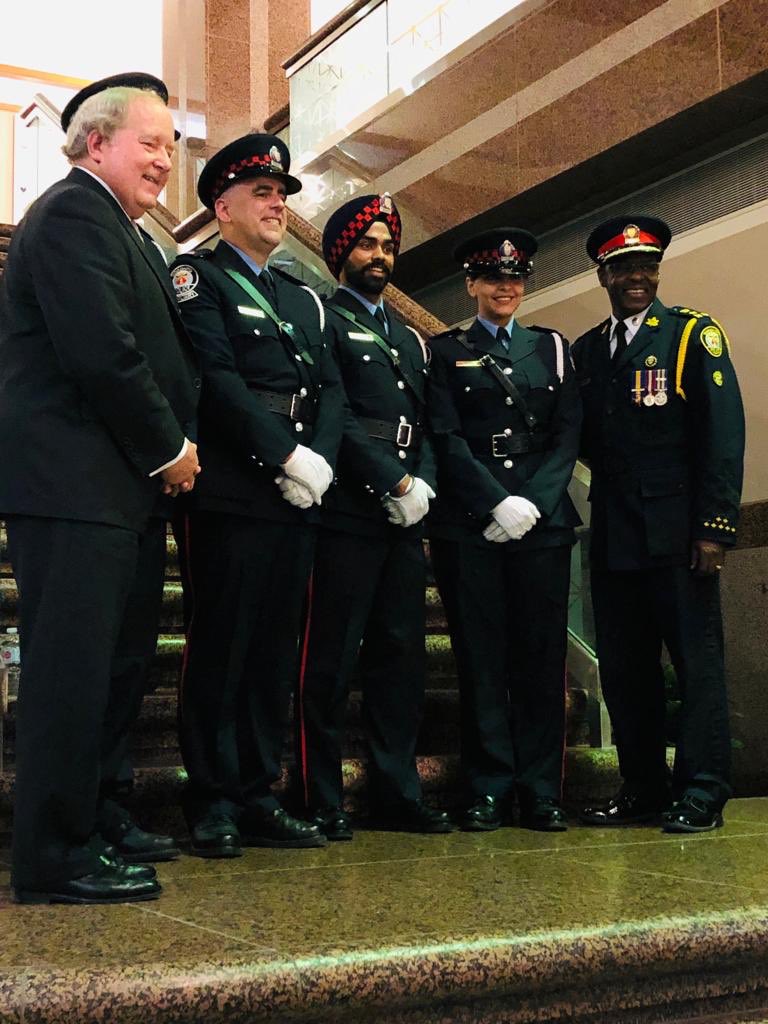 Proud #Auxiliaries standing with the chief at the #CommunityAwards