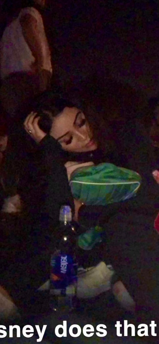 thejovannajasmi's tweet image. Mood af #doinghomework