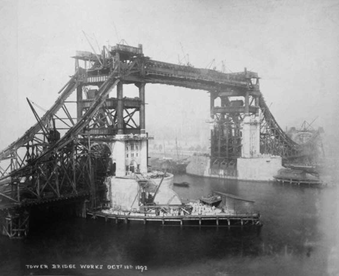 Oct 1892 - a moment in time is captured during the construction of Tower Bridge - to this day, one of the worlds most recognisable river crossings... #towerbridge