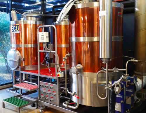 Grain_Central's tweet photo. 🍻Malting barley varieties should hit malthouses and breweries sooner under a new system to accredit barley for use in malting and brewing launched by @BarleyAus  👉 https://t.co/HiDobMrlqj 📷: @EdithCowanUni @theGRDC  @AEGIC #DPIRD https://t.co/adZjtDhdSe