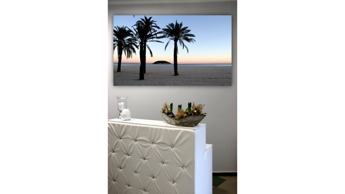 No matter if you need pictures for the office, your practice or your home, here you will find the right 

#pictureoftheday #picoftheday #artist #life #travel #photographer #inspiration #for #decoration #wallart #wall #interiordesign #wallpaper #artwork #awallapic #photography