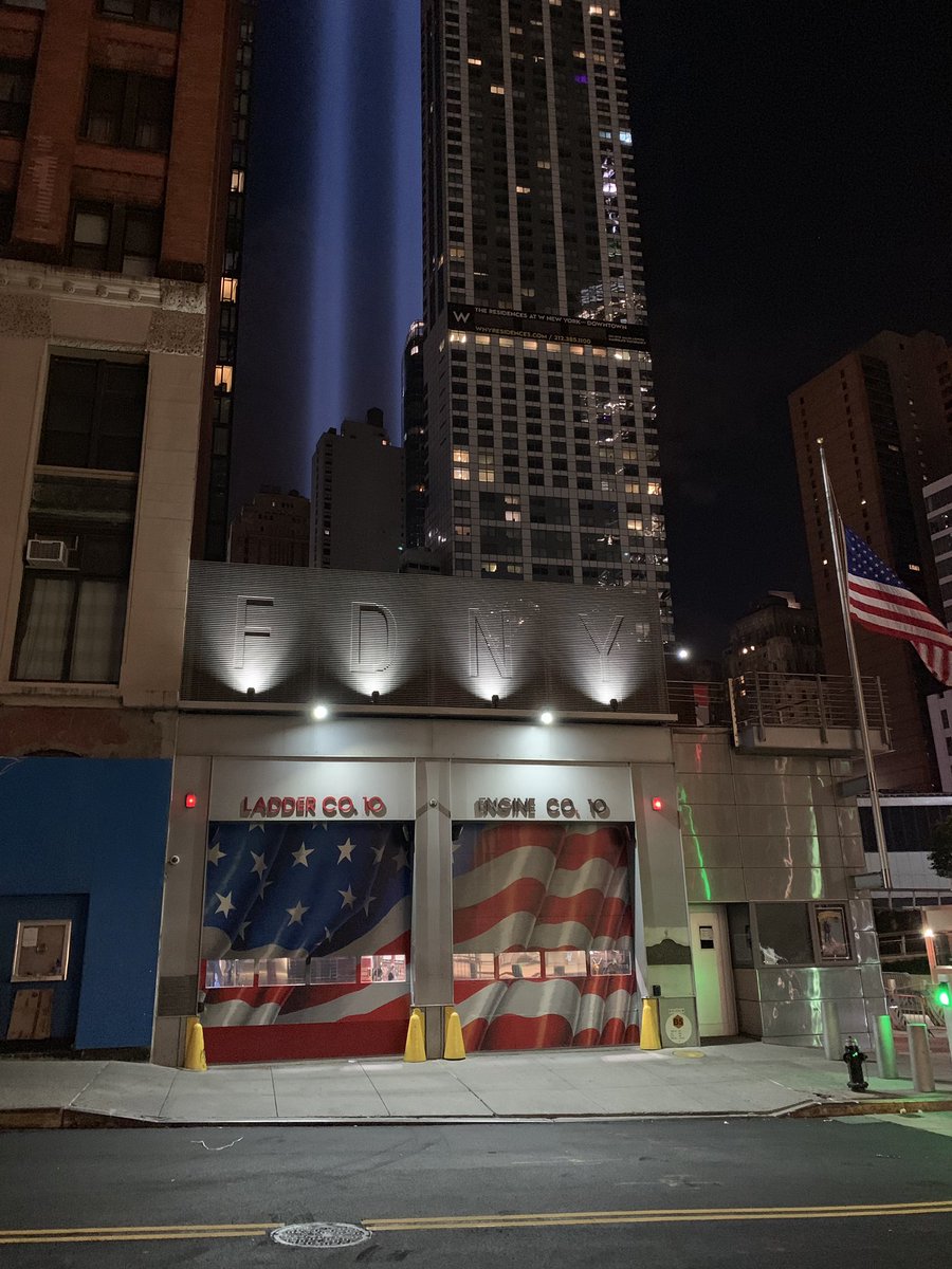 truckie977's tweet image. #NeverForget #FDNY #10House