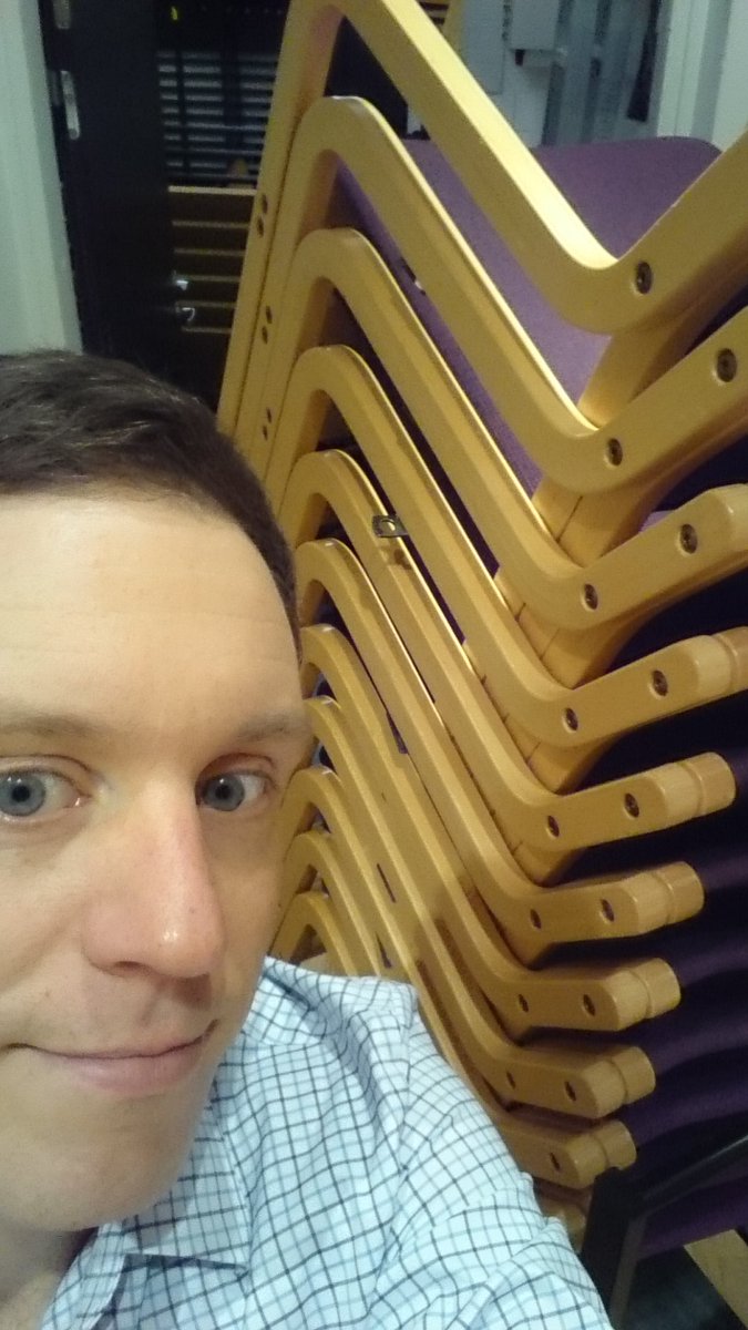 LariKarreinen's tweet photo. Fasilitaattorin aamulämmittely: siirrä 50 tuolia. Jotta saadaan #piiri. Siitä tingitä. Space makes half of the hosting.
#fasilitointi #artofhosting #circle @osanaratkaisua https://t.co/qsokBrE79J