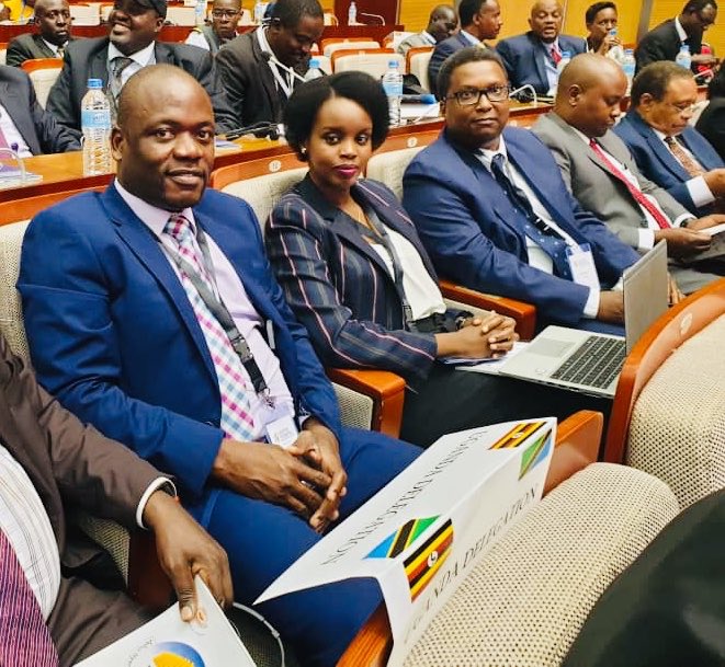COMESABusiness's tweet photo. CBC, CEO @sandyuwera in a panel discussion on access to finance for key industries and sectors, at the recently convened Uganda Tanzania Business Forum 2019 โฃ
โฃ
#ugtzbusinessforum #EACommunity #COMESAbusinesscouncil #COMESA https://t.co/BL8d1WCAUh