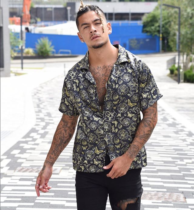ThomasGunUK's tweet photo. This piece is 🔑 to your wardrobe 
shaun_pelayo wearing gsalvatore_uk 
https://t.co/6dlUdiScAn

#mensw... https://t.co/SXet5denxi