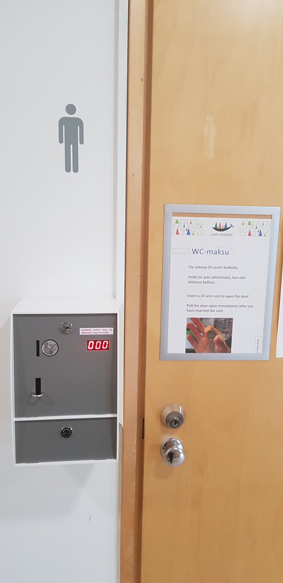 IiroKaksonen's tweet image. Kappas. Törmäsin Lahden kirjastossa aitoom #digilahti-hankkeeseen. Kännykällä ei pääsekään wchen. #lahti #digitalisaatio mistä saan 20c?
