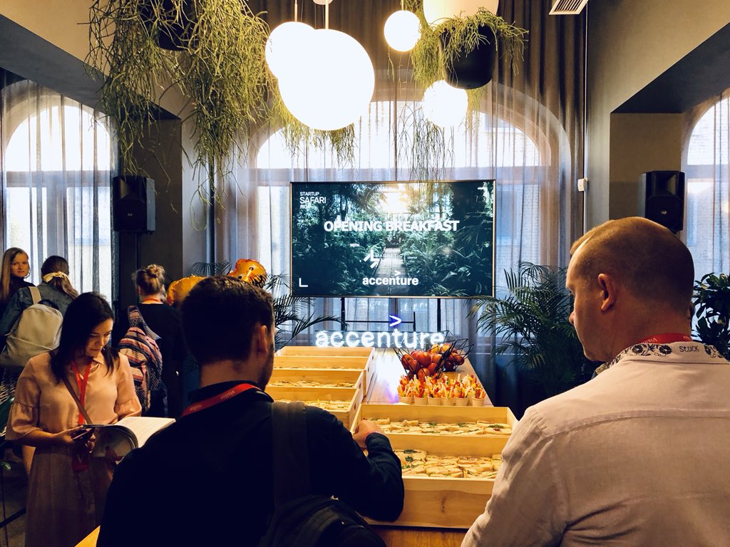 guillaumecairou's tweet photo. Startup Safari Rīga 2019 🚀 Day 3 🙈▶️ 22 participants ▶️ 16 nationalities ▶️ 5 days to discover the magnetic power of startups in Latvia 🇱🇻😎💪🏻 #intRiga #startupriot #startuplatvia #magneticlatvia https://t.co/adTq4aKzIQ