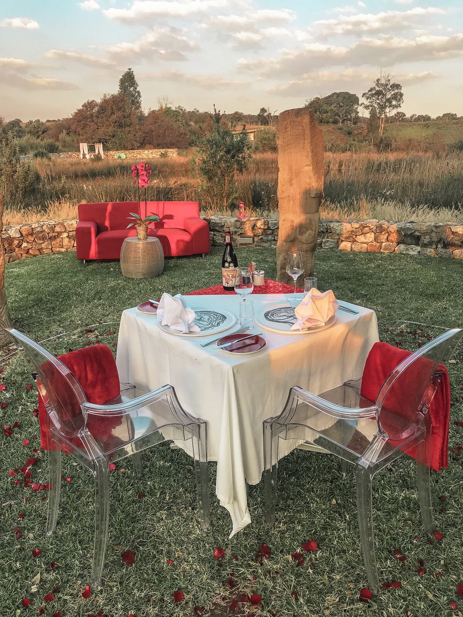Spring - the most #romantic time of the year and at Roots we host the most romantic #private dates. #Lunch, #dinner or even #breakfast, you choose, we organize 🌸

Call us to book now: +27 (11) 668 7000