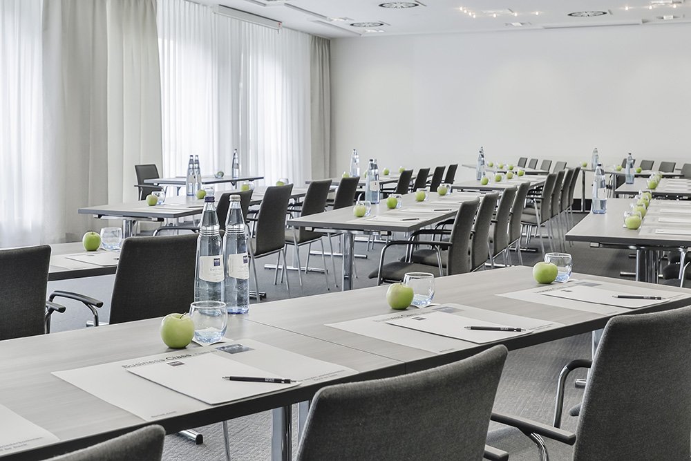 📌 #Dorint Meeting Service

+ + Dorint Hotel Dresden + +

✅ 14 Konferenzräume
✅ 3 km zur Messe
✅ 10 km zum Flughafen
✅ Wellnessbereich

⏩ hotel-dresden.dorint.com/de/

#Geschäftsreise  #Tagung  #Seminar