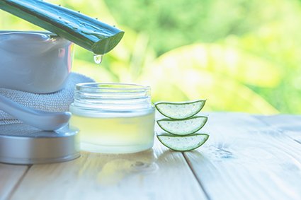 ZSEspana's tweet photo. 🧴 ¿Buscas un emulsionante 100% natural? Nuestro PROTELAN NMF da un tacto suave y sedoso a los cosméticos y aporta una alta hidratación. Certificado por #CosmosNatural. ✅
🔎 Descubre este y otros productos para cosmética en https://t.co/d5mfJIpG2r https://t.co/X3ecVrAn2X
