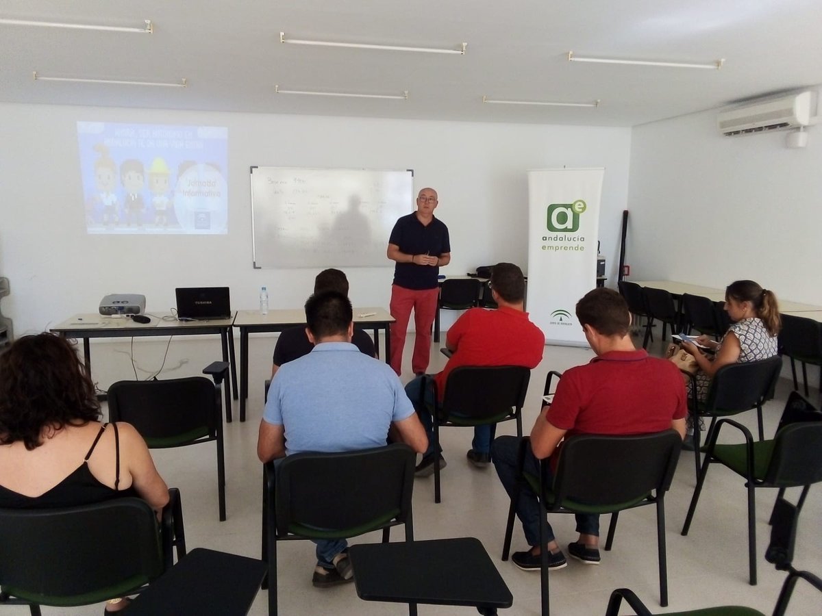 cadecadiz's tweet photo. 🔝🔝 Gracias a las personas que nos acompañasteis ayer en #Conil y a nuestros compañeros del #CadeBarbate que  hicieron posible  celebración Jornadas presentación de  #Incentivos #Autónomos #CADEcercadeti #AutonomoEmprende,#SomosEmprende #EquipoEmprende 
@EmpleoJunta
@aemprende https://t.co/pYNSJtCt86
