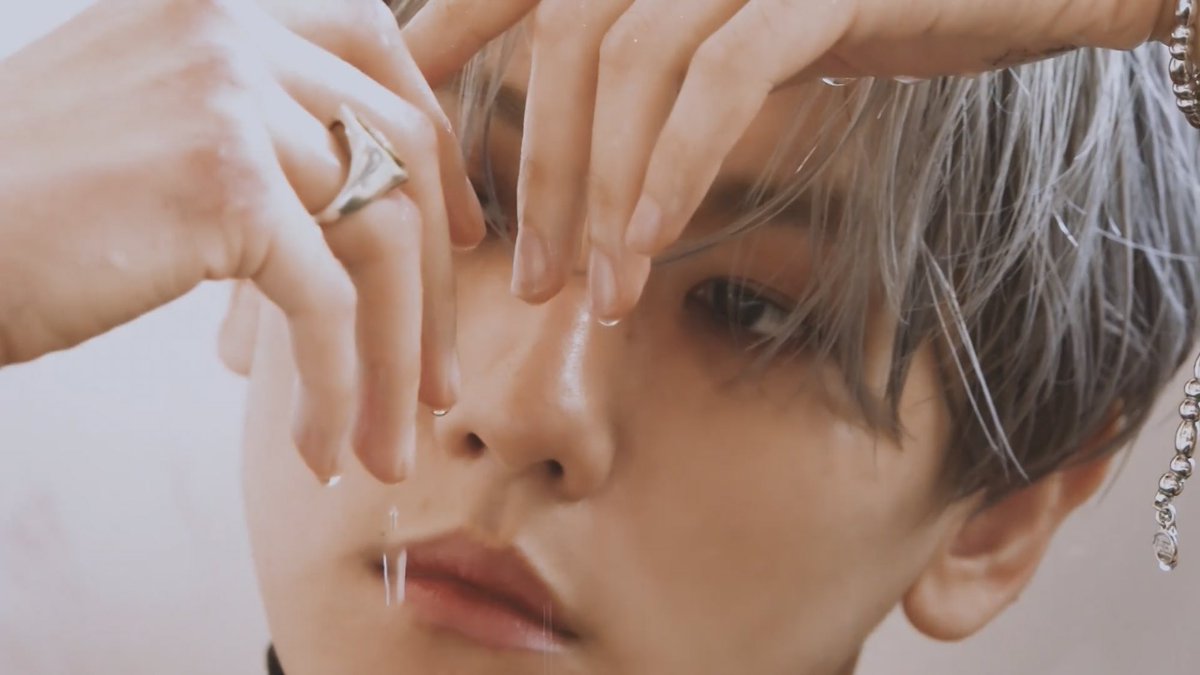 best of 백현이 ❤️ tweet media