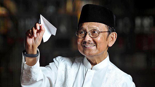 Goodbye Mr. Crack. #BacharuddinJusufHabibie