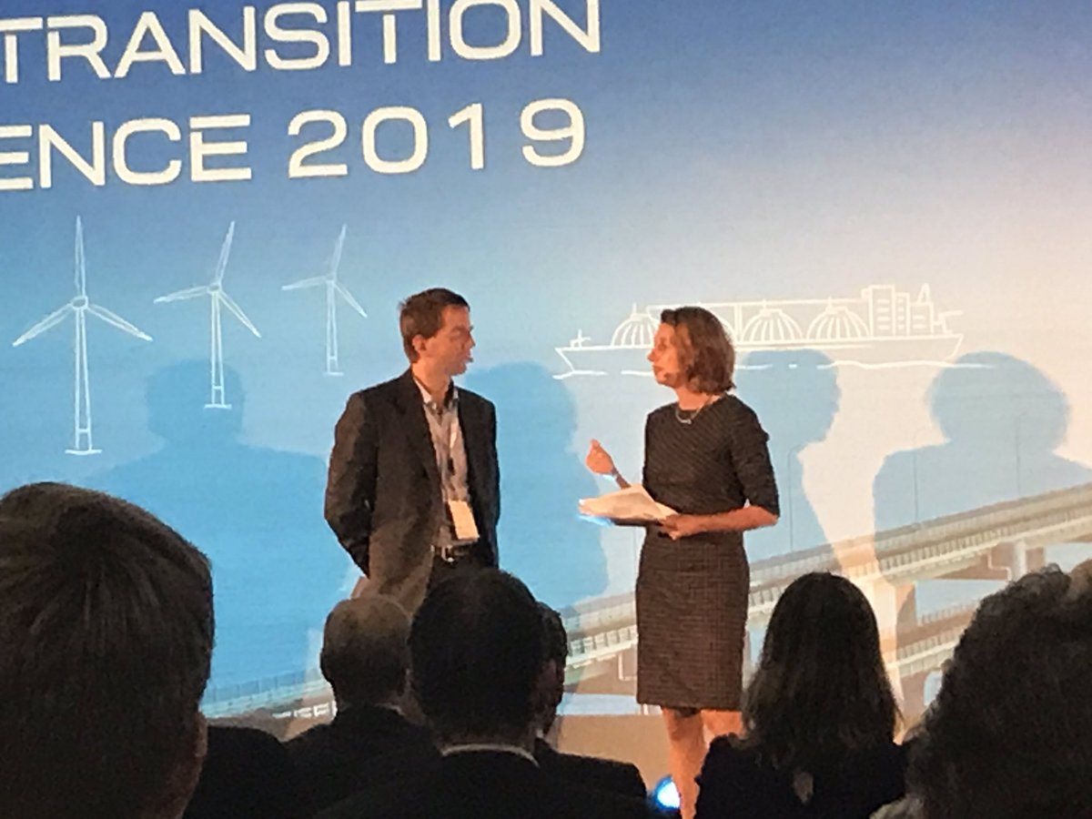 mats rinaldo (@rinaldomats) on Twitter photo "Dream fast..." Says <a href="/sverrealvik/">sverrealvik</a> @DNVGL in order to close the climate gap.#energytransition "Dream fast..." Says <a href="/sverrealvik/">sverrealvik</a> @DNVGL in order to close the climate gap.#energytransition