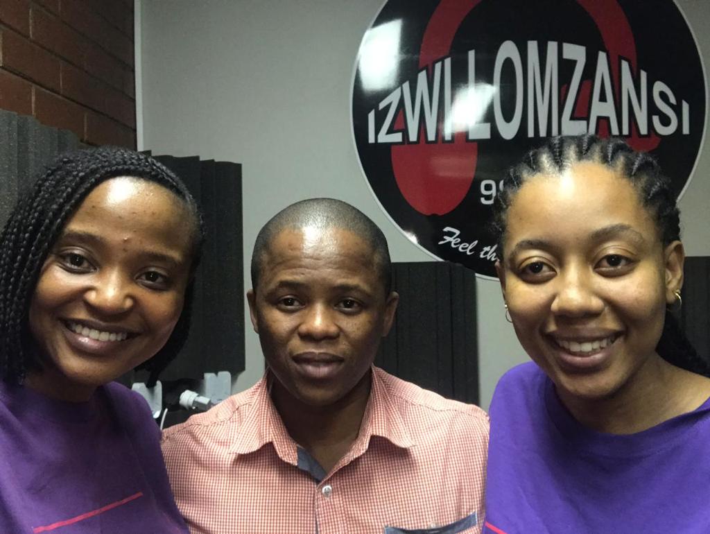 HealthStatusZA's tweet photo. Pharmacists Nolwazi Mcunu and Ntombenhle Zwane @izwi98fm @HST_health #getcheckedgocollect https://t.co/uYle0bVXWO