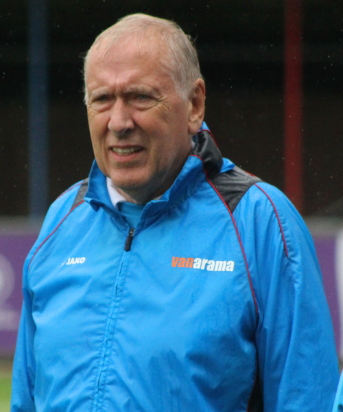 Happy 74th Birthday to Woking assistant manager and legendary commentator, Martin Tyler... 