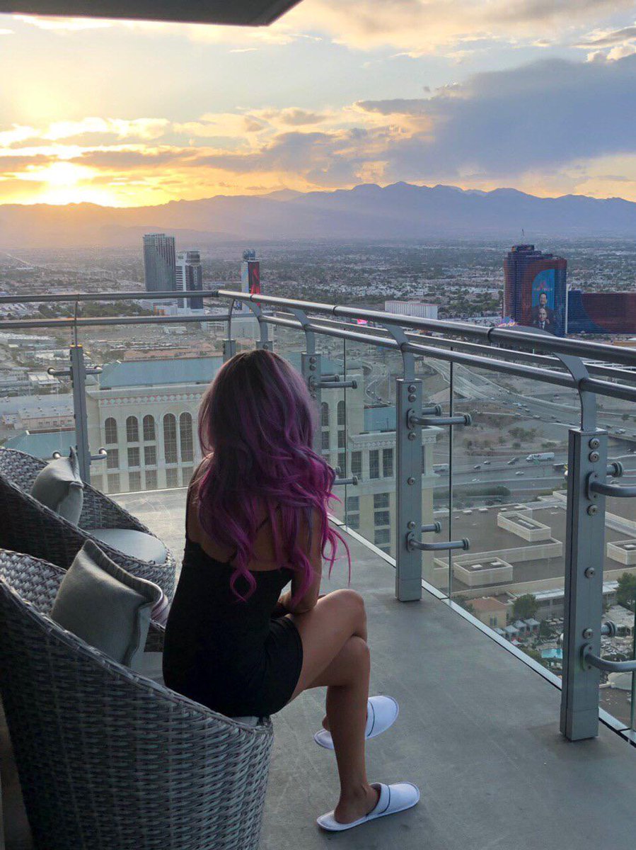 ♥️ RT / Likes for picks today! ♥️
Recap of last 2 days:

⚾ Twins ML ✅
⚾1H CLE INDIANS -½-120 ✅
⚾1H CHI CUBS -½-130 ❌

⚾️ Cardinals -1.5 ❌
⚾️ Brewers/Marlins Over 8 ✅
⚾️ Brewers ML ✅

#thejennypicks #sportsbetting #mlb #gamblingtwitter #sportsgambling #FinancialFreedom